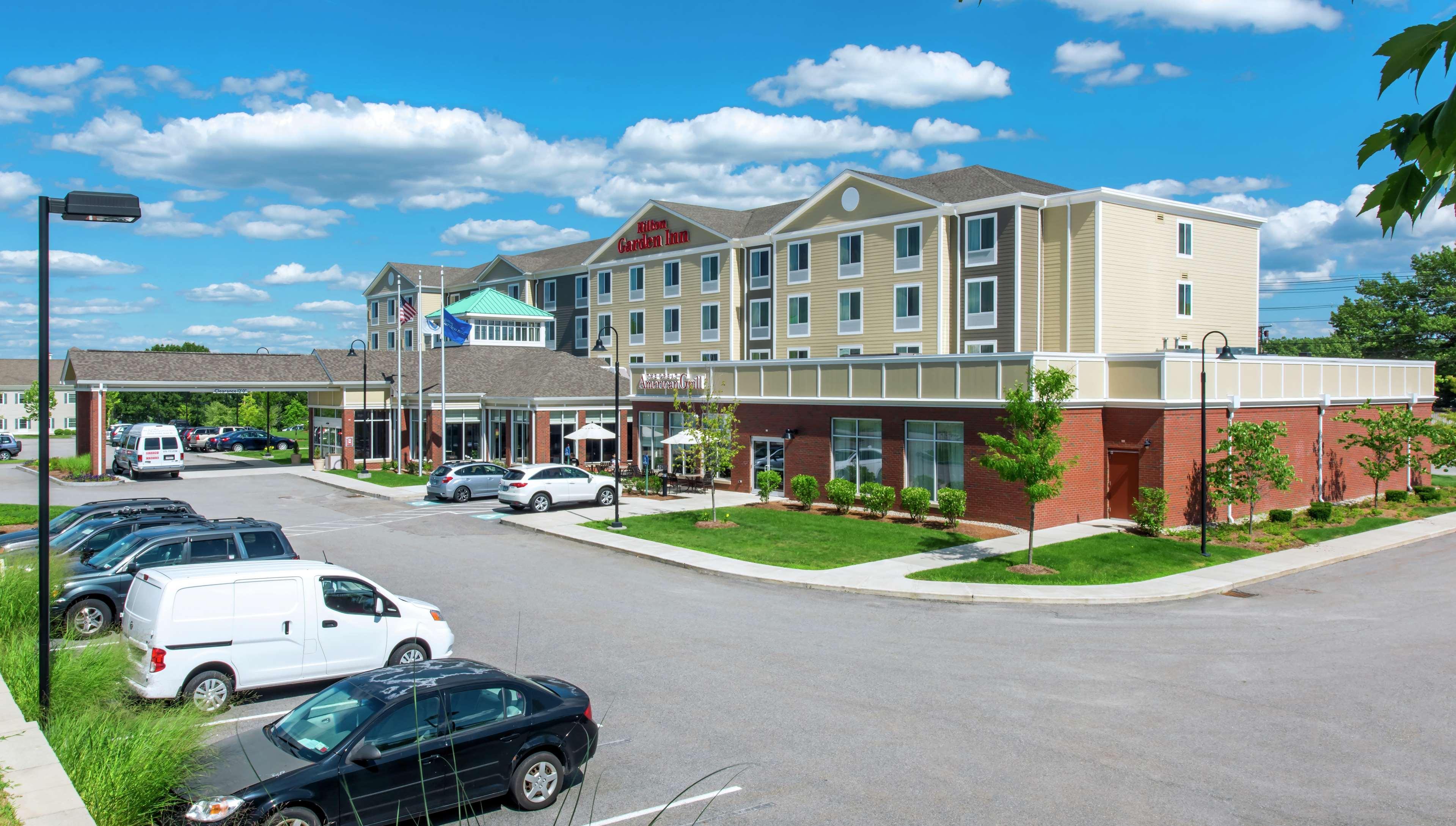 Hilton Garden Inn Devens Common Exterior photo